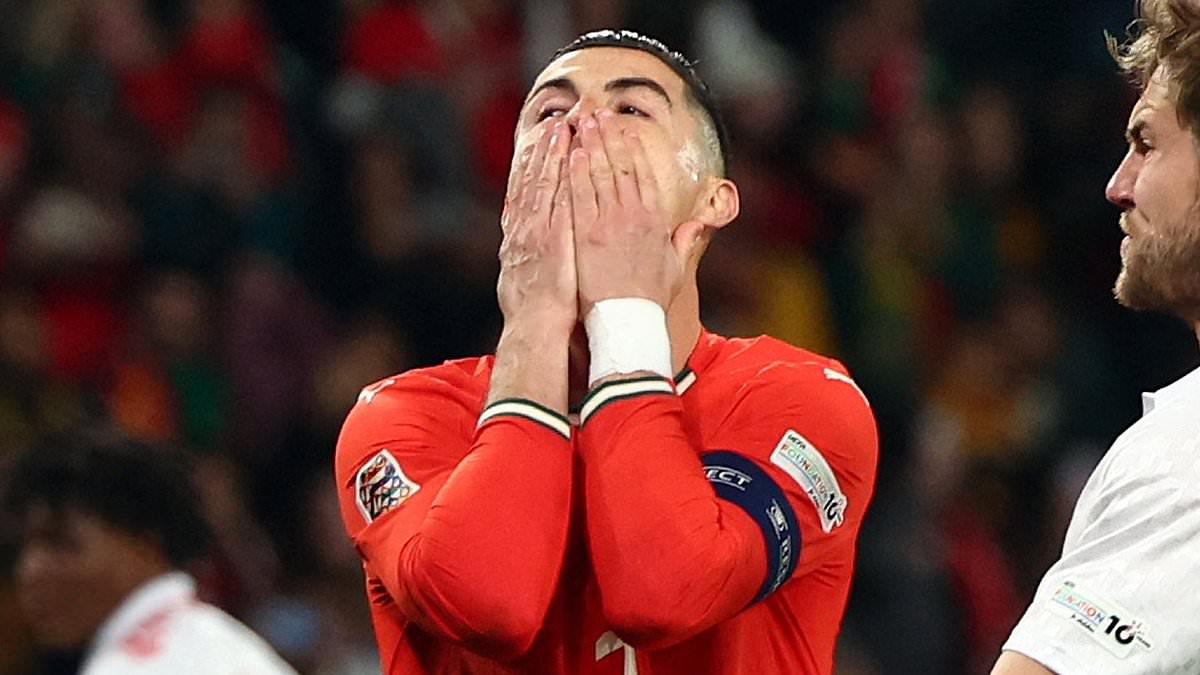 Cristiano Ronaldo rate un penalty lors de la Ligue des Nations