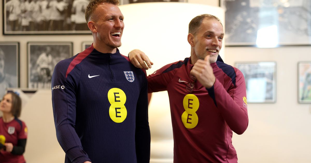 Dan Burn avertit Harry Kane et Jude Bellingham sur le terrain