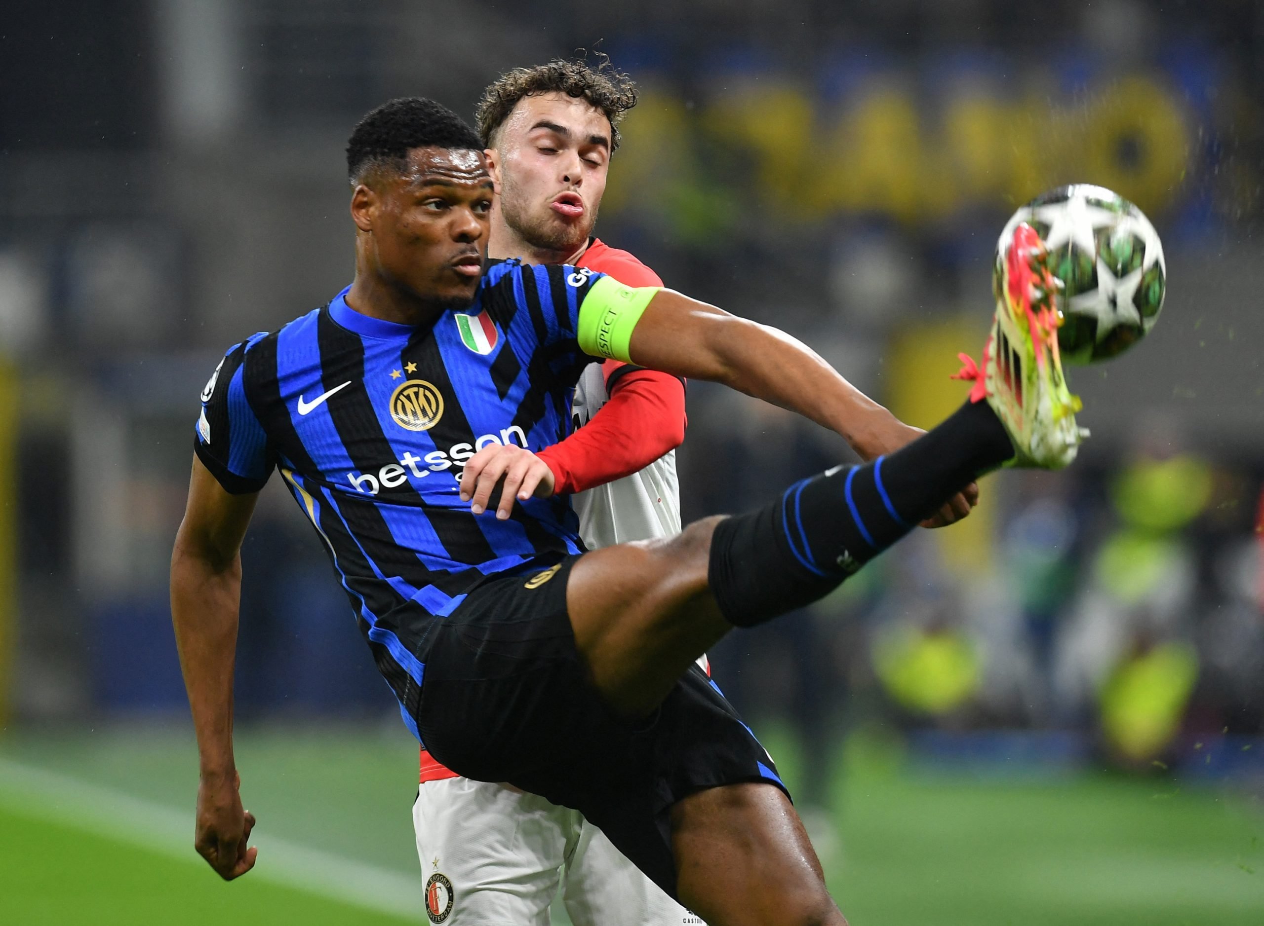 Dumfries absent- De Jong incertain pour le quart contre l-Espagne