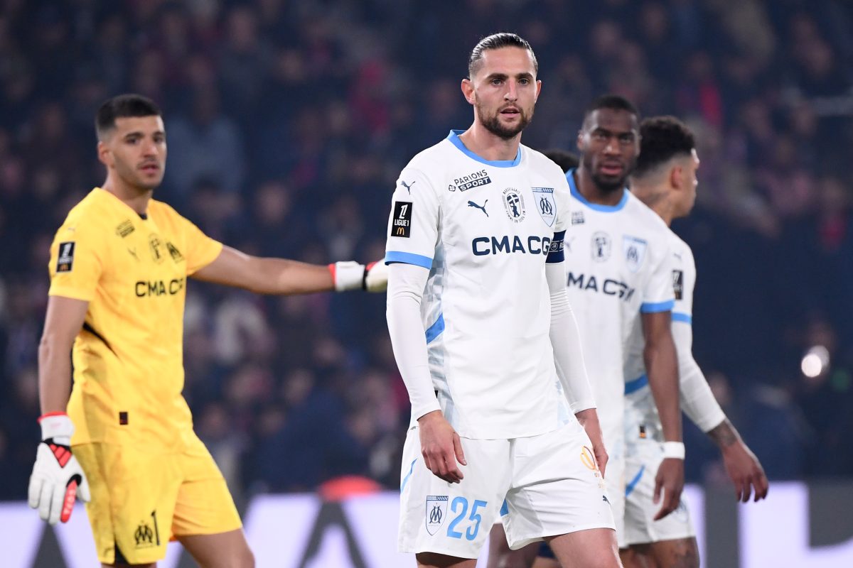 Evra aurait agi différemment face aux fans du PSG pour Rabiot