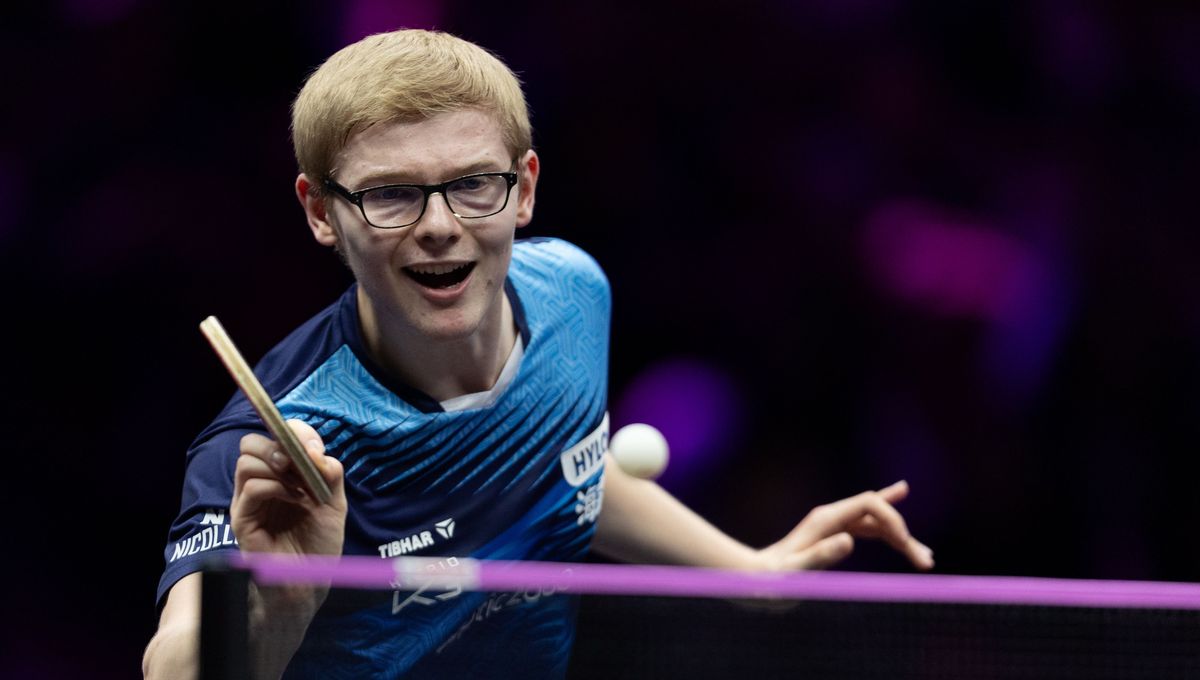 Félix Lebrun triomphe d-Alexis en finale du championnat de France de tennis de table