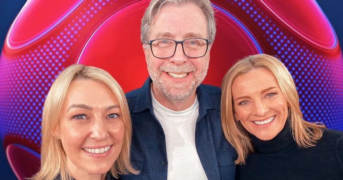 Gabby Logan et ses co-animateurs de Match of the Day