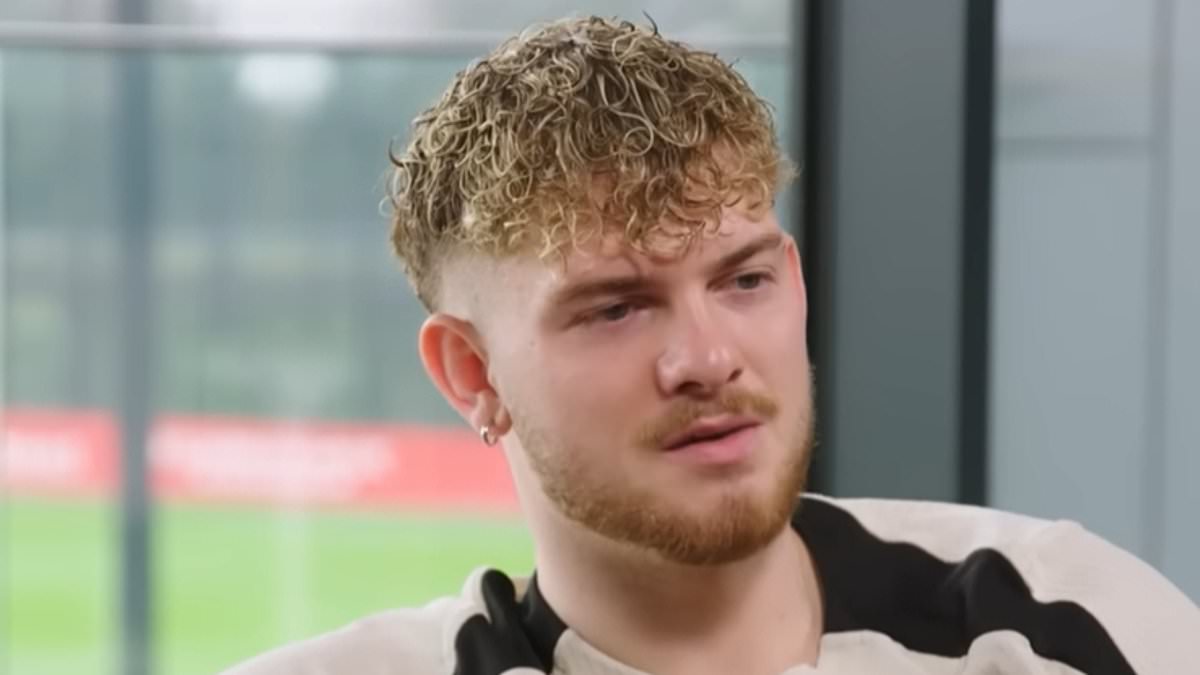 Harvey Elliott évoque le départ surprenant de Klopp à Liverpool