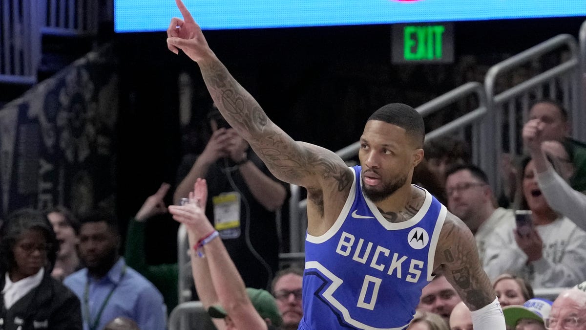 Inquiétude pour Damian Lillard des Bucks suite à une blessure