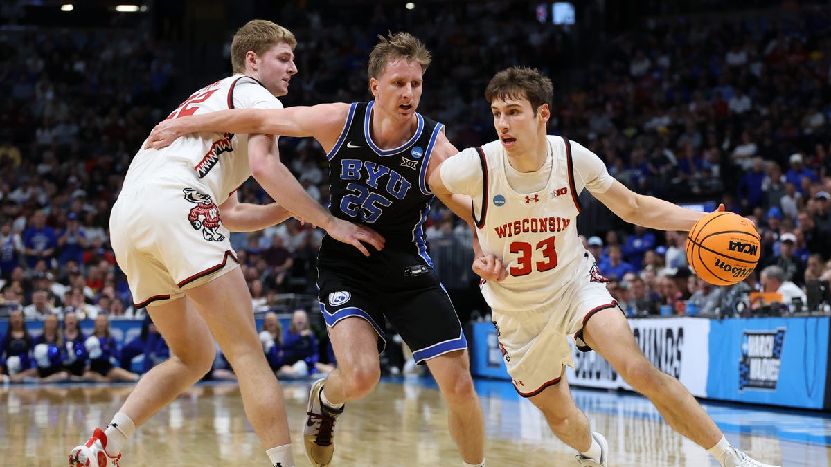 Jack Janicki annonce son retour avec Wisconsin pour 2025-26