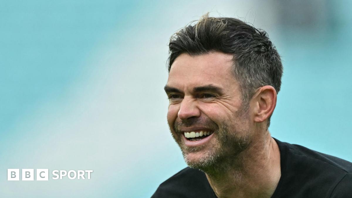 James Anderson envisage de jouer trois ans de plus avec Lancashire