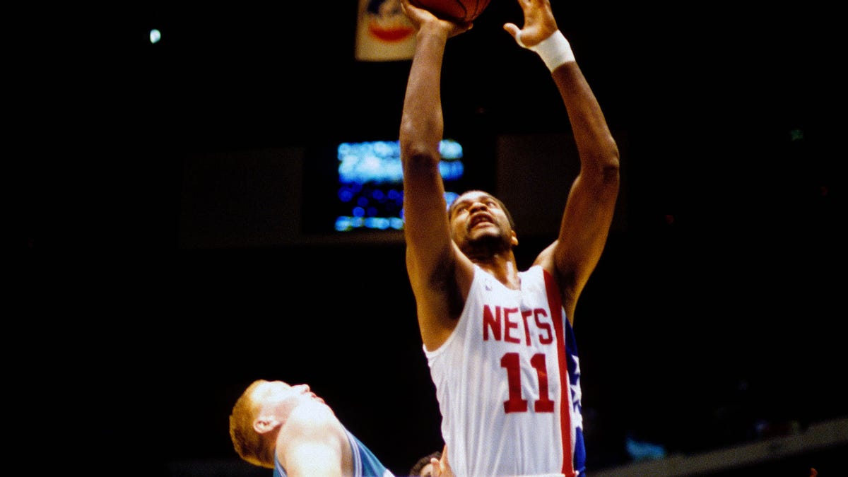 L-Histoire des Maillots des Brooklyn Nets - Joe Barry Carroll