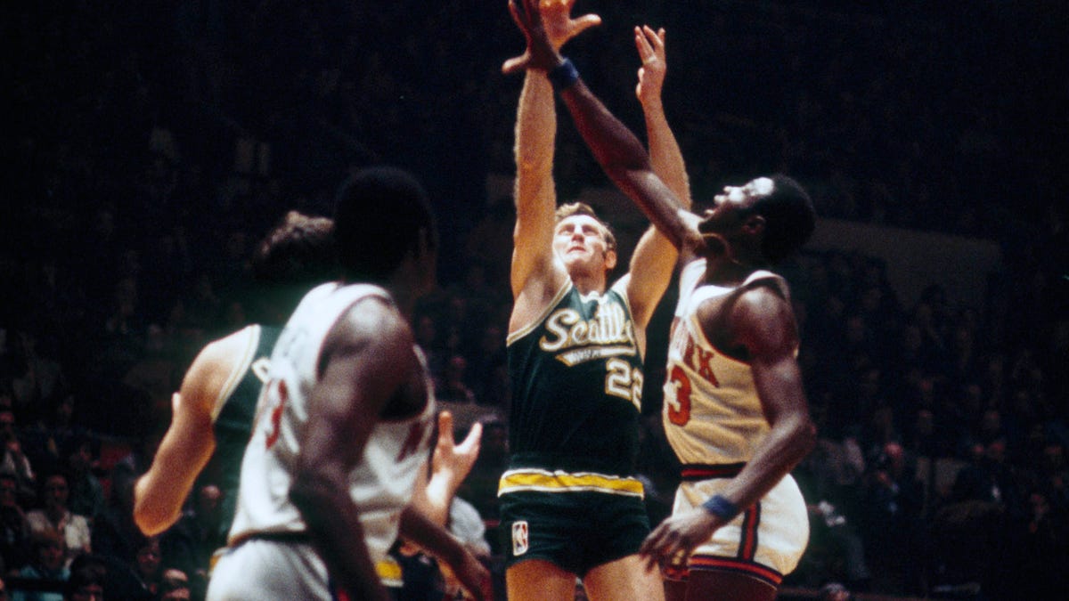 L-Histoire des Maillots des OKC Thunder - Don Kojis No. 22