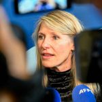 La ministre des Sports défend le port du voile dans le sport