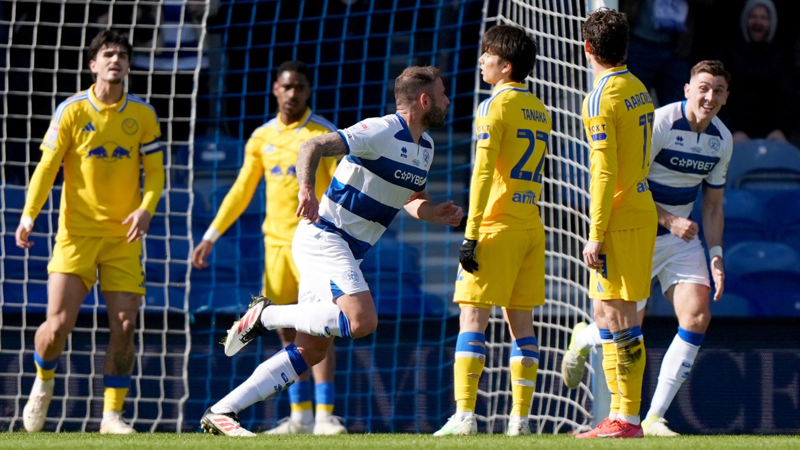 Leeds sauve un point contre QPR dans la course à la promotion