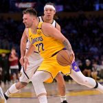 Les Lakers enchaînent une troisième victoire en battant Denver