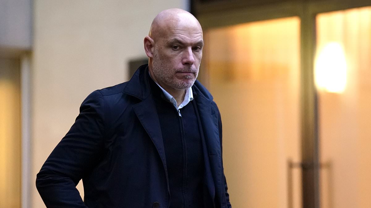 Les salaires des arbitres de la Premier League révélés