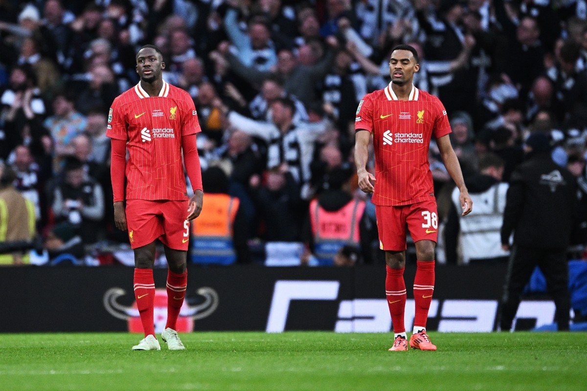 Liverpool - Gravenberch blessé- inquiétude pour le club