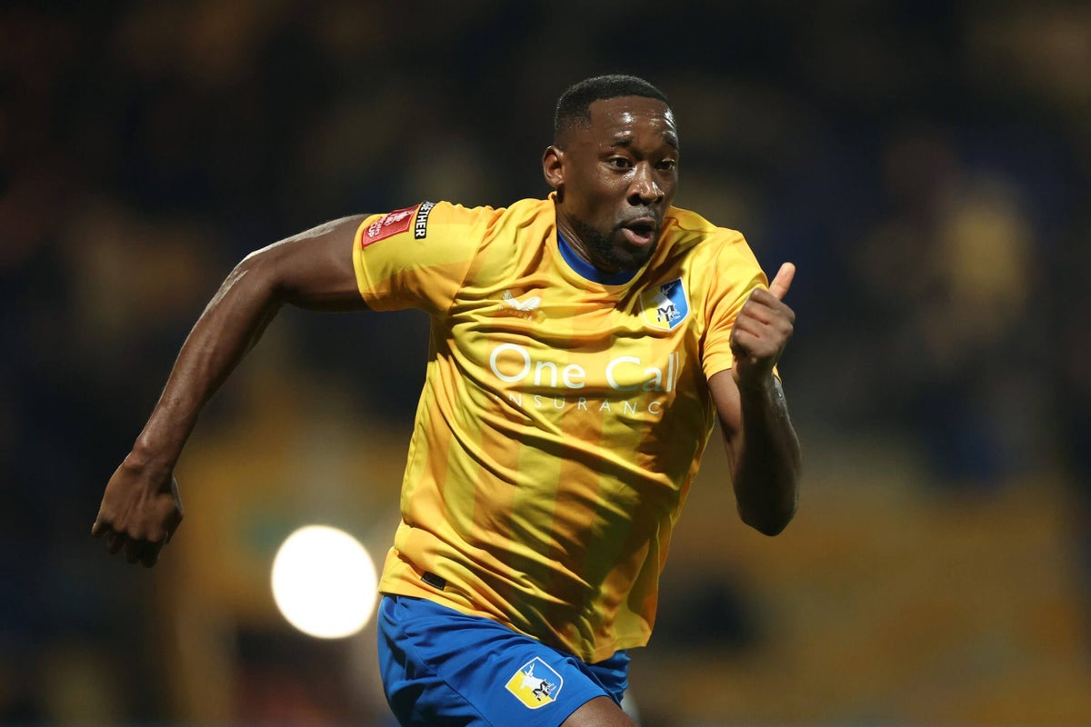 Lucas Akins - Football et justice- un avenir incertain