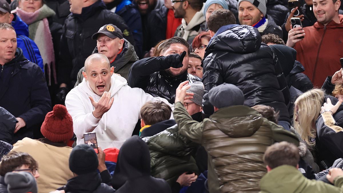 Manchester United - Les Rangers infiltrent Old Trafford lors de l-Europa League