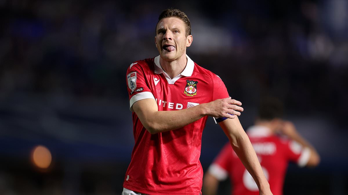 Mullin dément les rumeurs de conflit avec son entraîneur à Wrexham