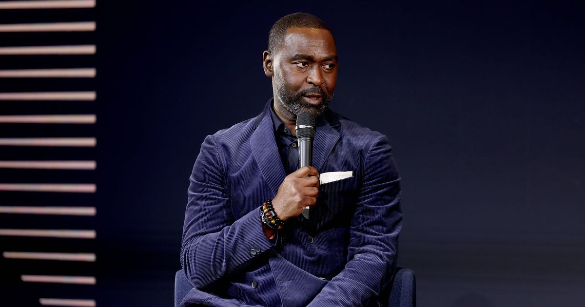 Punition inédite à Manchester United - le maillot jaune de la honte