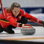 Rachel Homan égale le record de Sandra Schmirler au curling