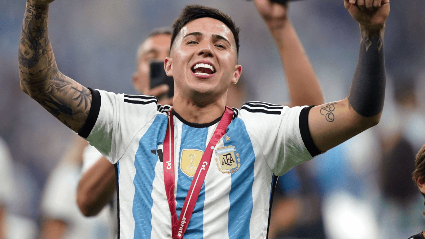 Real Madrid vise Enzo Fernandez de Chelsea pour l-été