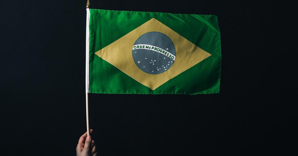 Rivalité France-Brésil - Football- F1 et Cinéma en Confrontation