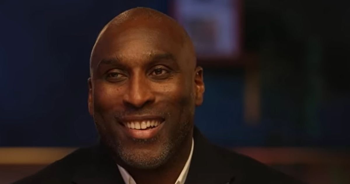 Sol Campbell - Transfert vers Man Utd bloqué par Gary Neville