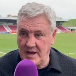 Steve Bruce répond à Dwight Gayle sur ses critiques tactiques