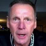 Stuart Pearce remercie les médecins après un arrêt cardiaque