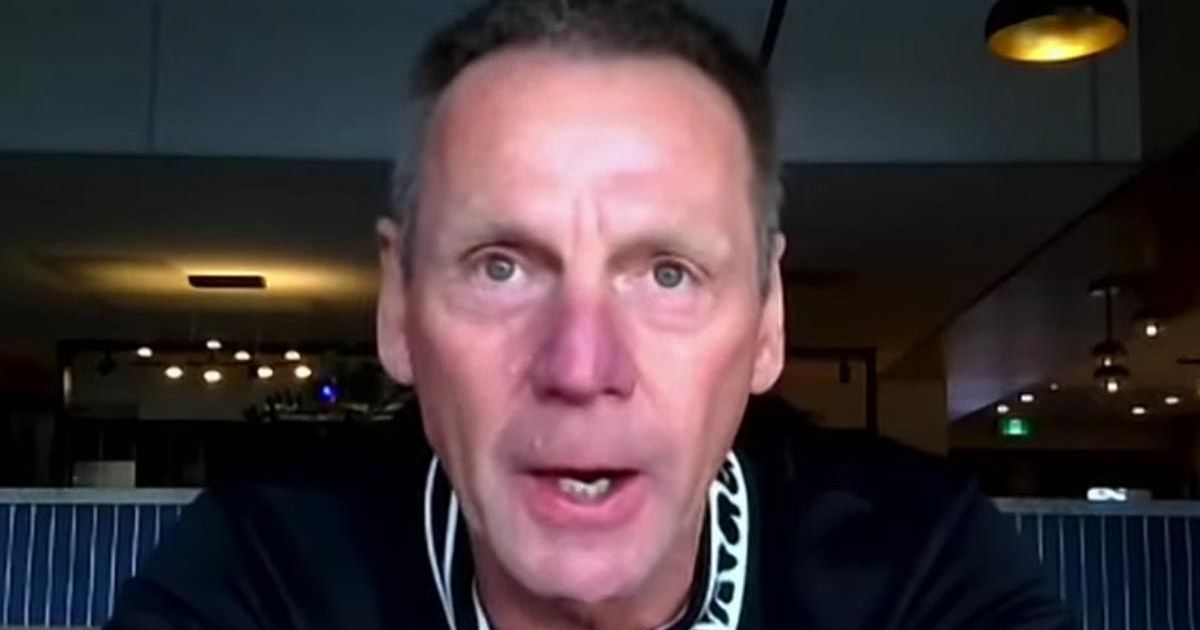 Stuart Pearce remercie les médecins après un arrêt cardiaque