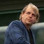 Todd Boehly sous le feu des critiques pour la revente de billets