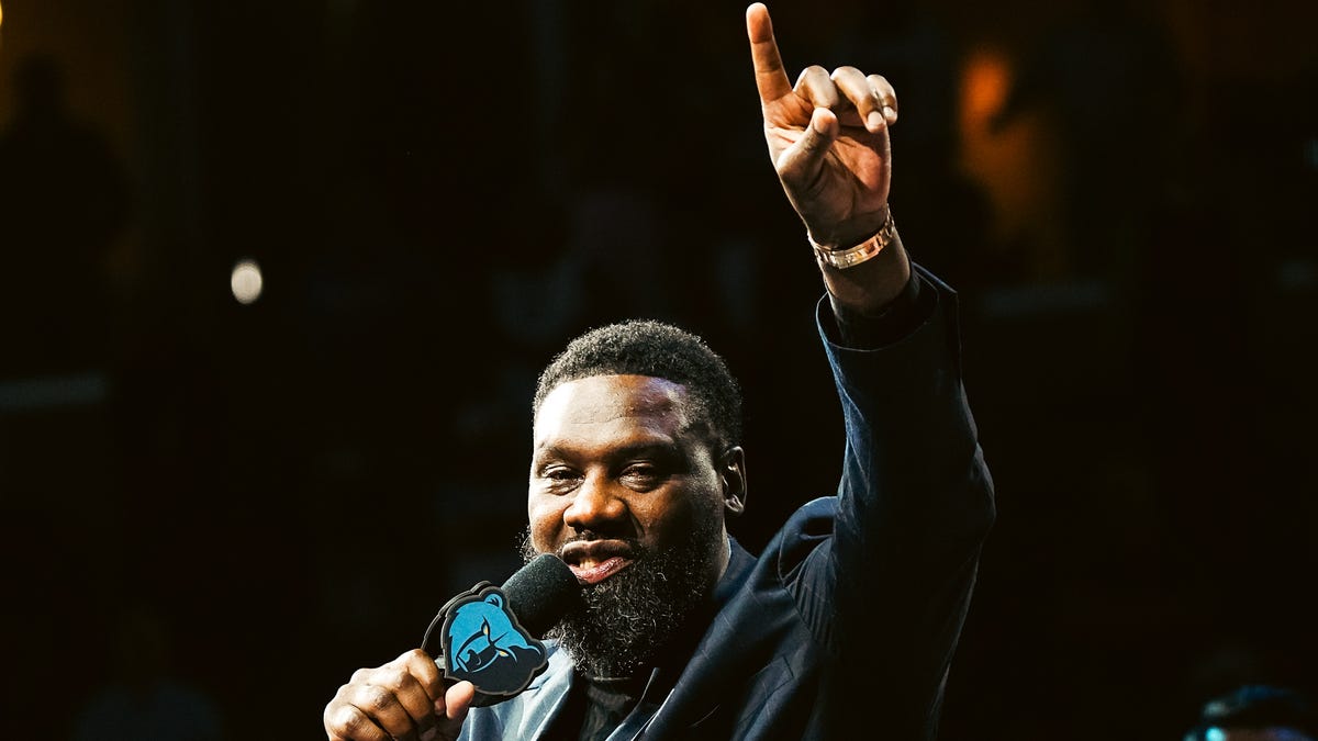 Tony Allen - un hommage émouvant lors de sa retraite de maillot