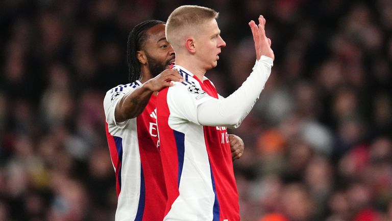 Oleksandr Zinchenko met Arsenal en tête contre le PSV au Emirates