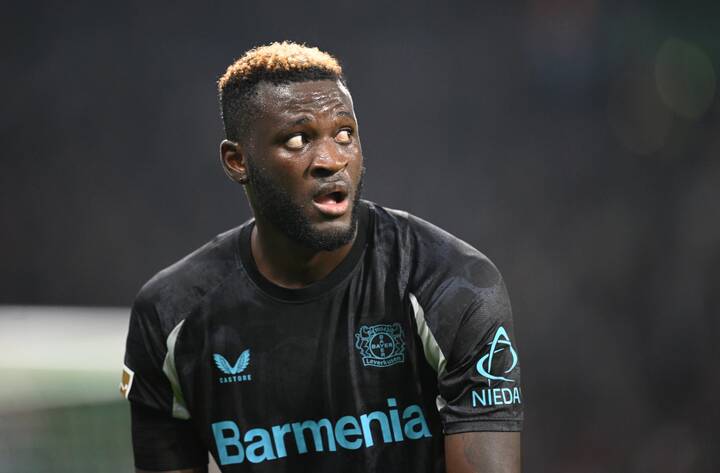 Victor Boniface de Leverkusen à l'écoute