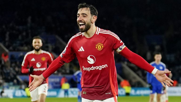 Bruno Fernandes célèbre son but.