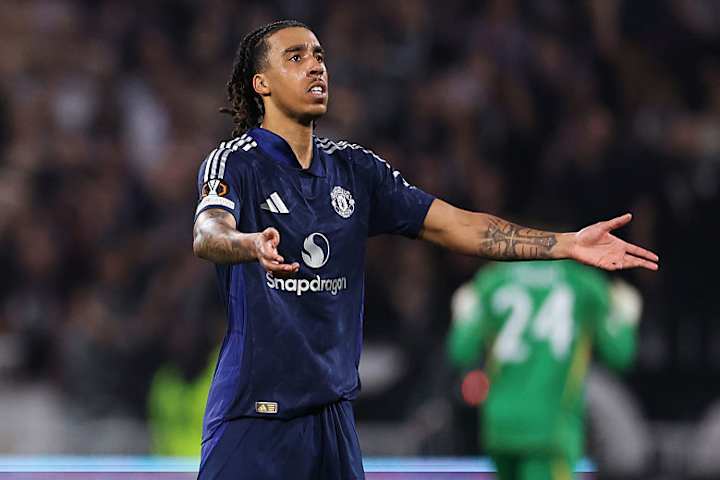 Olympique Lyonnais v Manchester United - UEFA Europa League