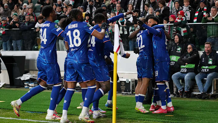 Chelsea a sécurisé une victoire 3-0 en Pologne Chelsea a sécurisé une victoire 3-0 en Pologne