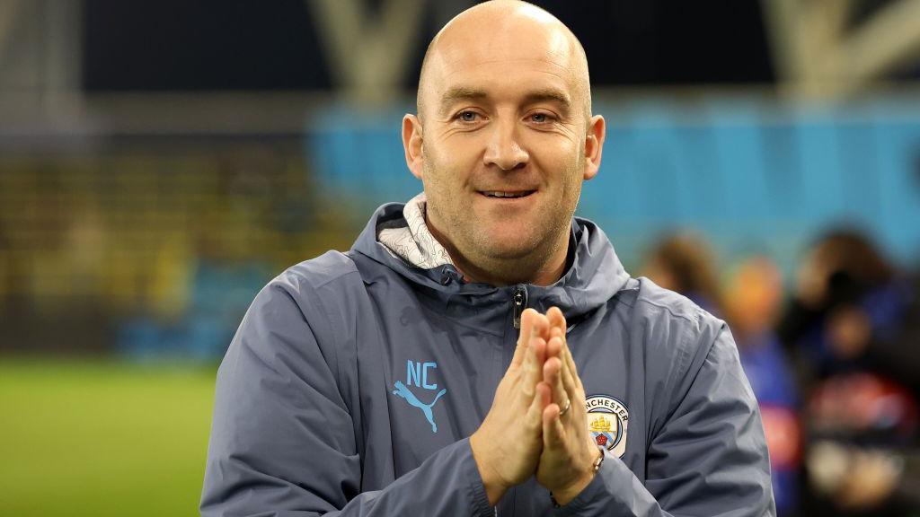 Nick Cushing célèbre