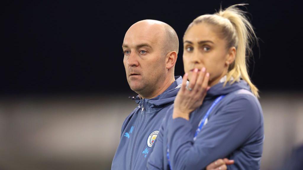 Nick Cushing et Steph Houghton