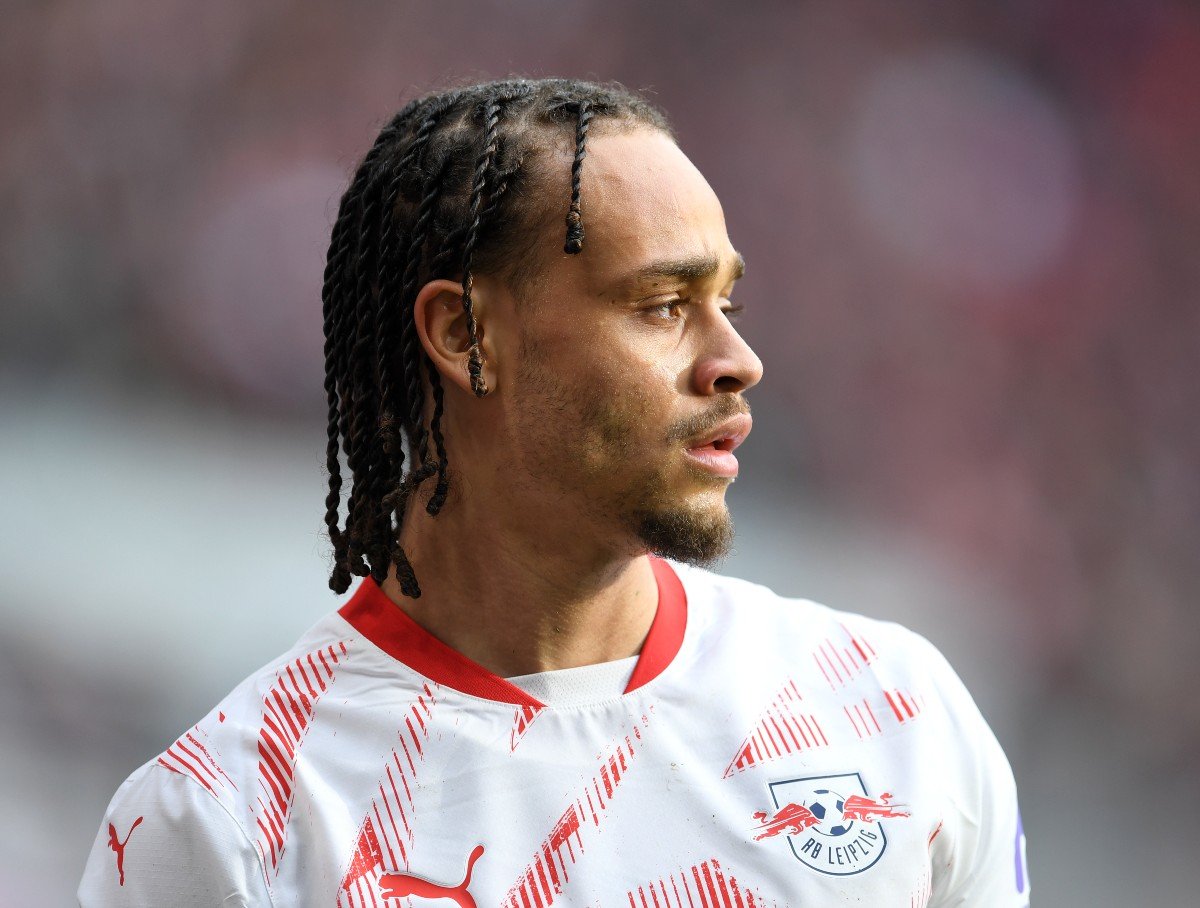 Xavi Simons of RB Leipzig looks on