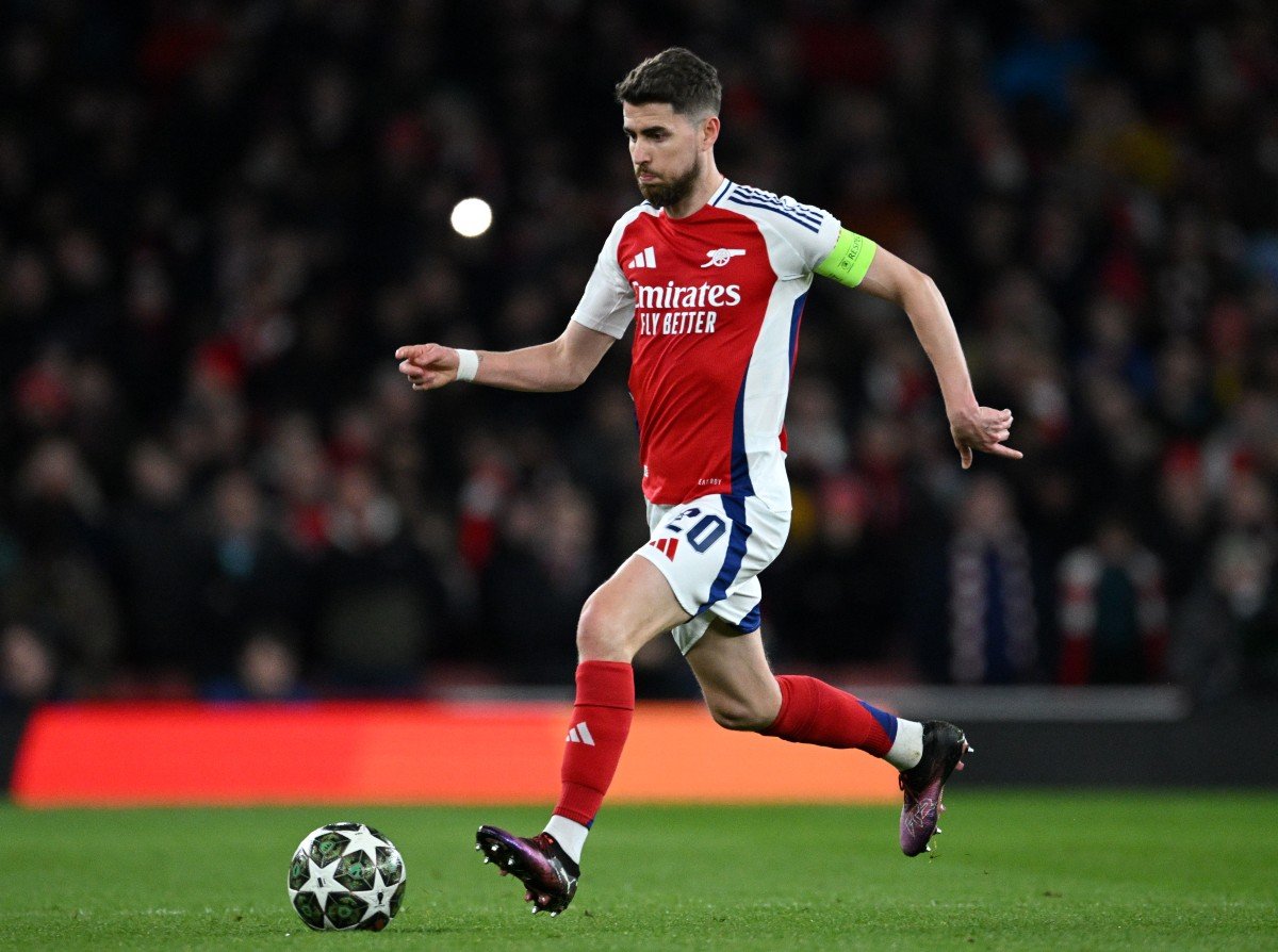 Jorginho en action avec Arsenal