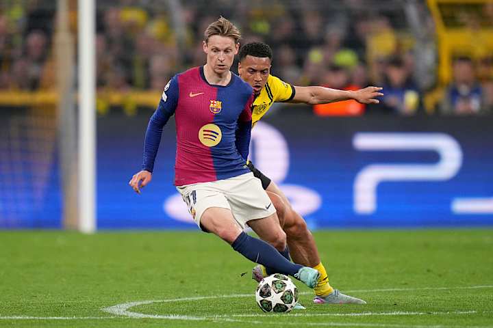 Felix Nmecha, Frenkie De Jong