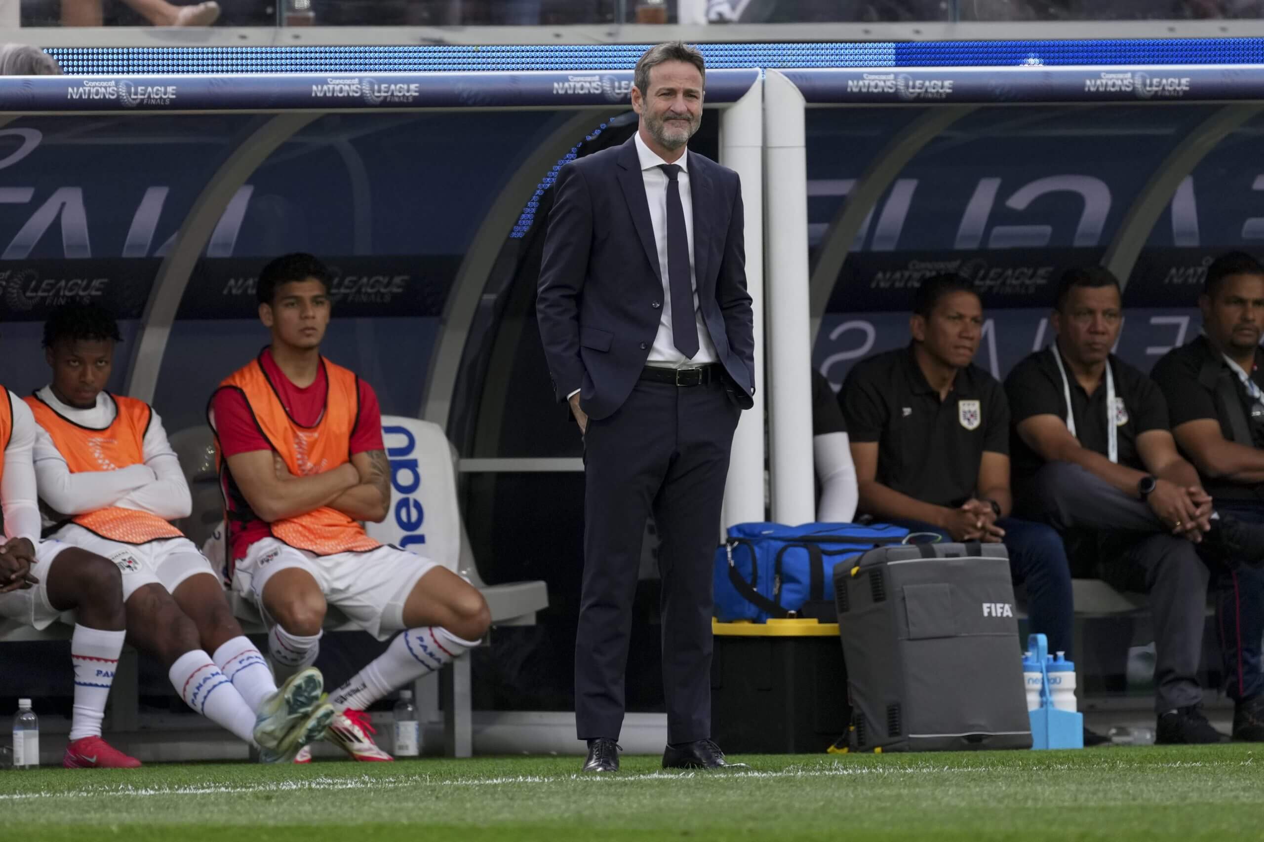 Toute l’équipe de Panama célèbre la victoire historique en Ligue des Nations