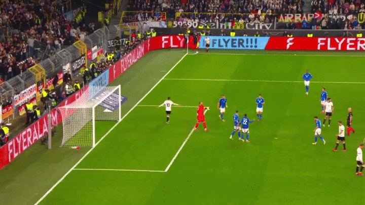 But malin de Jamal Musiala face à l'Italie