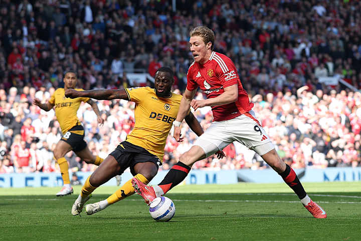 Rasmus Hojlund, Toti Gomes