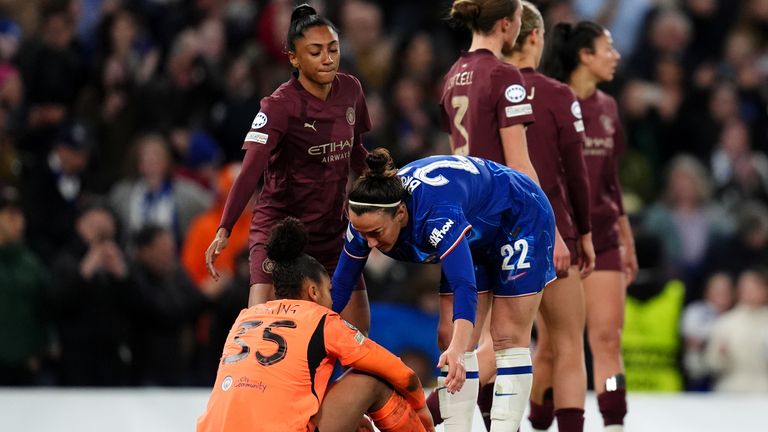 Khiara Keating de Manchester City dépitée après le coup de sifflet final