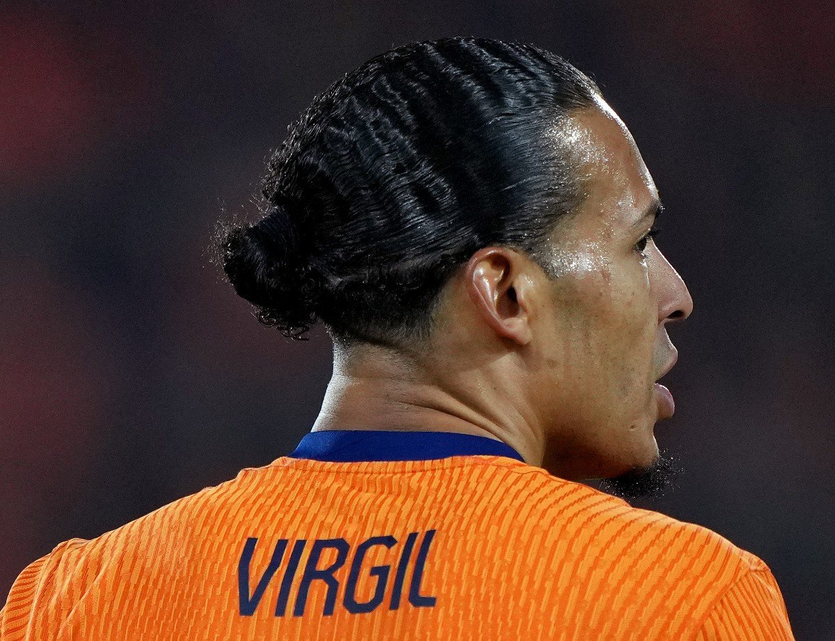 Virgil van Dijk en action avec les Pays-Bas