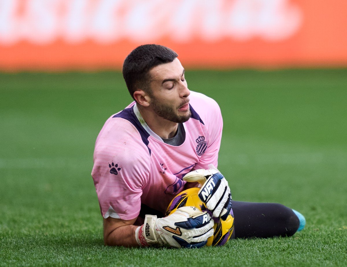 Joan Garcia en échauffement avec Espanyol