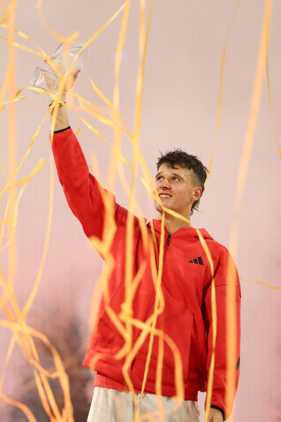 Jakub Mensik savoure son triomphe sur Novak Djokovic en finale du Masters 1000 de Miami