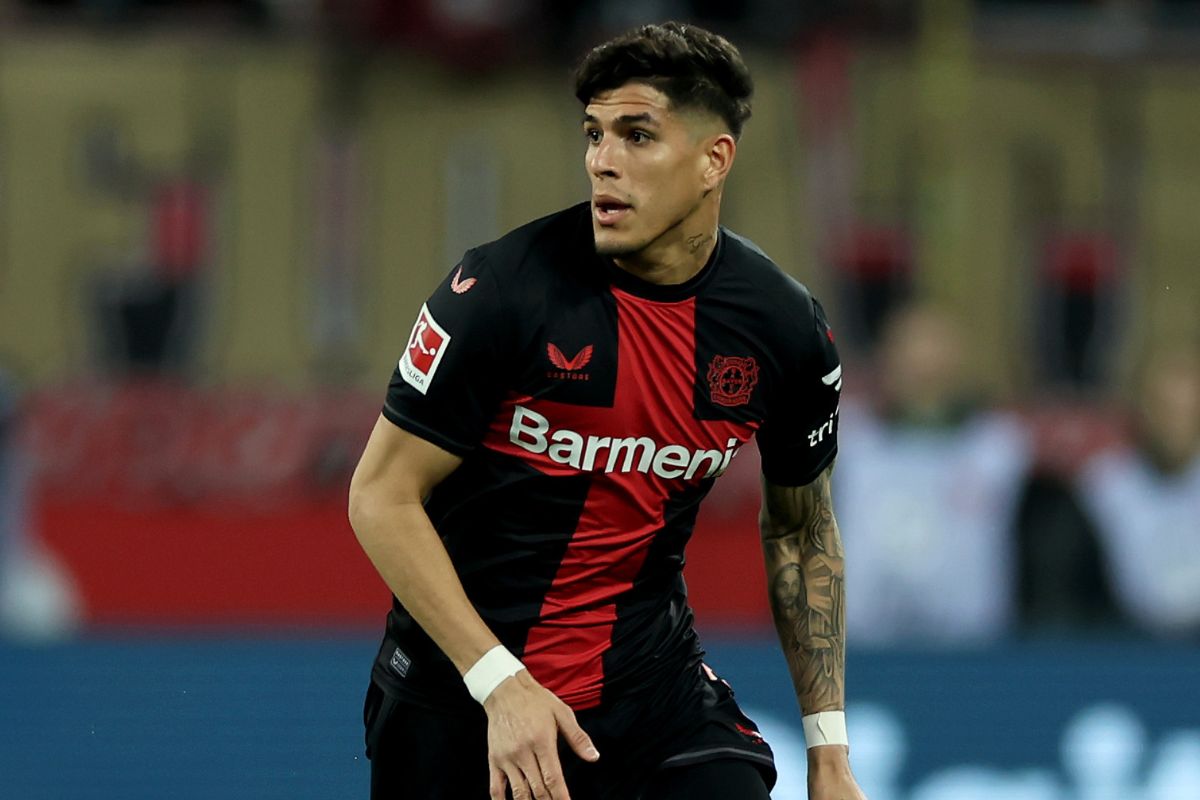 Piero Hincapie de Bayer Leverkusen lors d'un match de Bundesliga contre Wolfsbourg