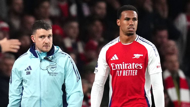 Gabriel d'Arsenal blessé durant la première mi-temps