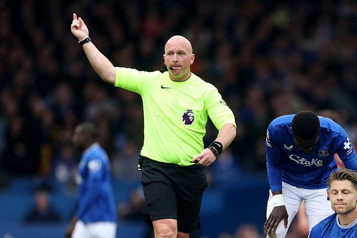 James Tarkowski, Simon Hooper, Idrissa Gueye